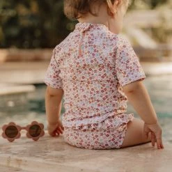 Little Dutch Swim T-shirt Summer Flowers 7 Little Dutch Swim T-shirt Summer Flowers -Little Dutch Sale Shop 0023436 zwem t shirt korte mouw summer flowers 86 92