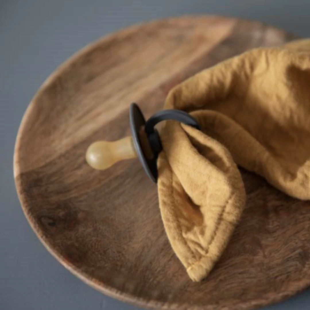 Little Dutch Muslin Cloths 70 X 70 - Indian Red/Ochre (set Of Two) 5 Little Dutch Muslin Cloths 70 X 70 - Indian Red/Ochre (set Of Two) - Image 3