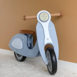 Little Dutch Scooter Hout Blue 9 Little Dutch Scooter Hout Blue -Little Dutch Sale Shop 42 331ad508 b77b 4687 ae17 c5c98dd6374f