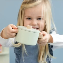 Little Dutch Mini Kitchen 8 Little Dutch Mini Kitchen -Little Dutch Sale Shop 6 b1bcbc97 8890 4ed9 90fc fe2e3972de28