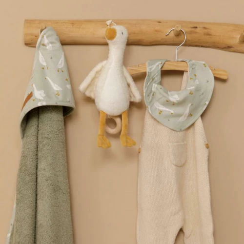 Little Dutch Hooded Towel - Little Goose 4 Little Dutch Hooded Towel - Little Goose - Image 2