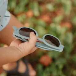 Little Dutch Child Sunglasses Wayfarer Blue -Little Dutch Sale Shop LD125247 04 750x 7e5f0804 2c53 49cd be92 4af901424d88