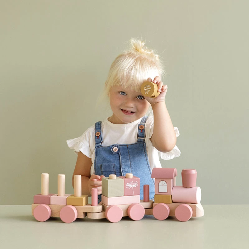Little Dutch LD Wooden Stacking Train 5 Little Dutch LD Wooden Stacking Train - Image 3